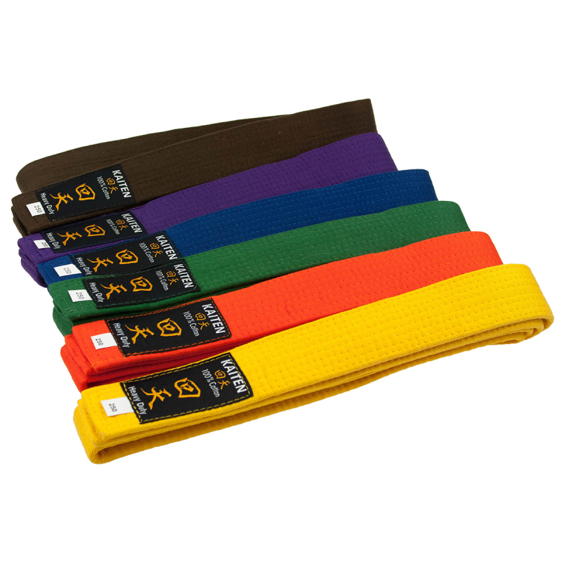 Kaiten banden let op niet alle kleuren en maten voorradig 